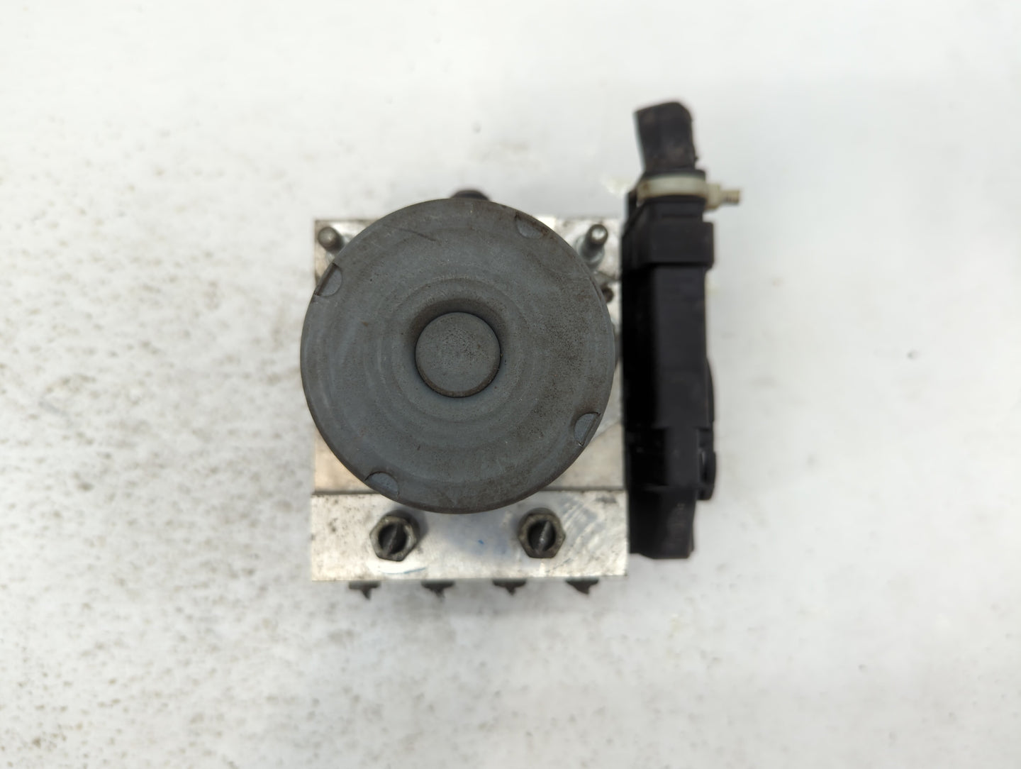 2011 Subaru Forester ABS Pump Control Module Replacement P/N:27536SC070 Fits OEM Used Auto Parts - Oemusedautoparts1.com