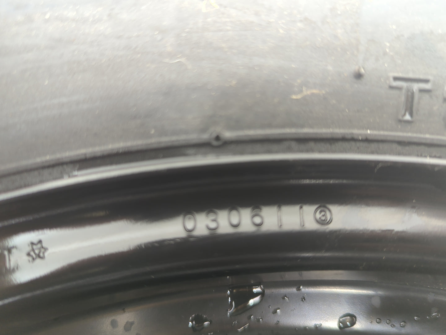 2011 Subaru Forester Spare Donut Tire Wheel Rim Oem - Oemusedautoparts1.com