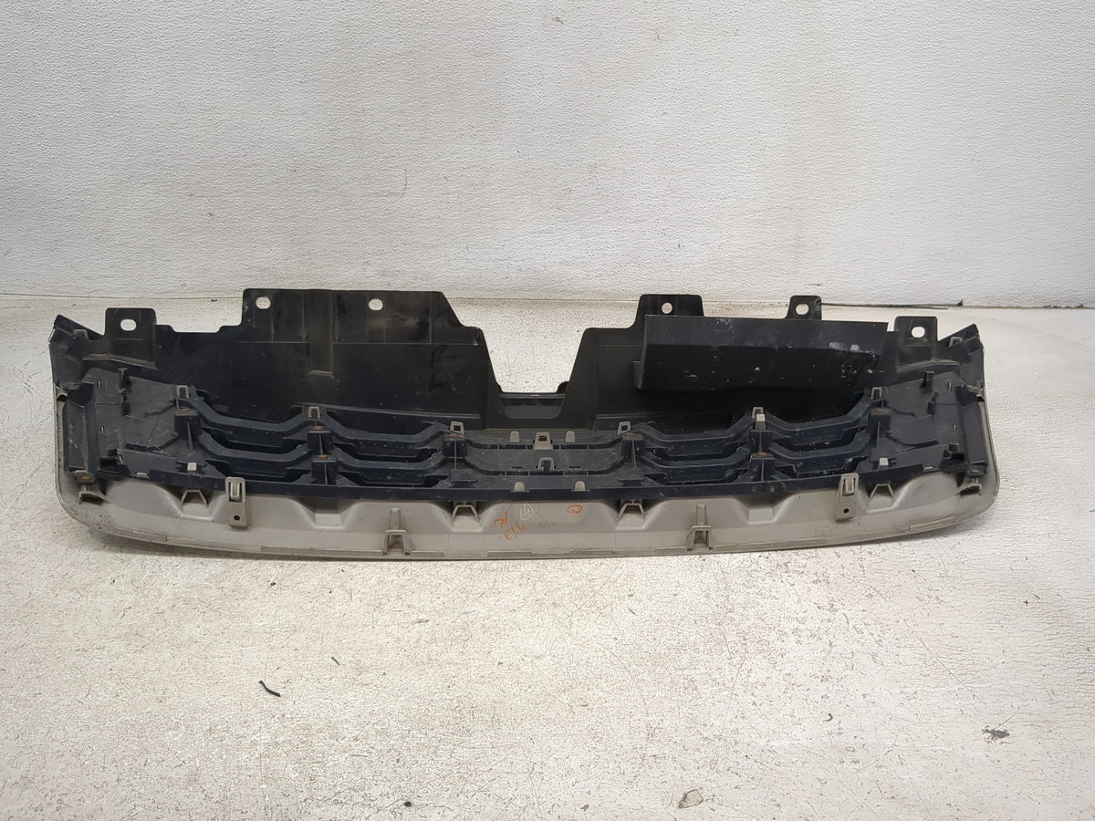 Subaru Forester Front Grille Bumper Not Included 5029803 - Oemusedautoparts1.com