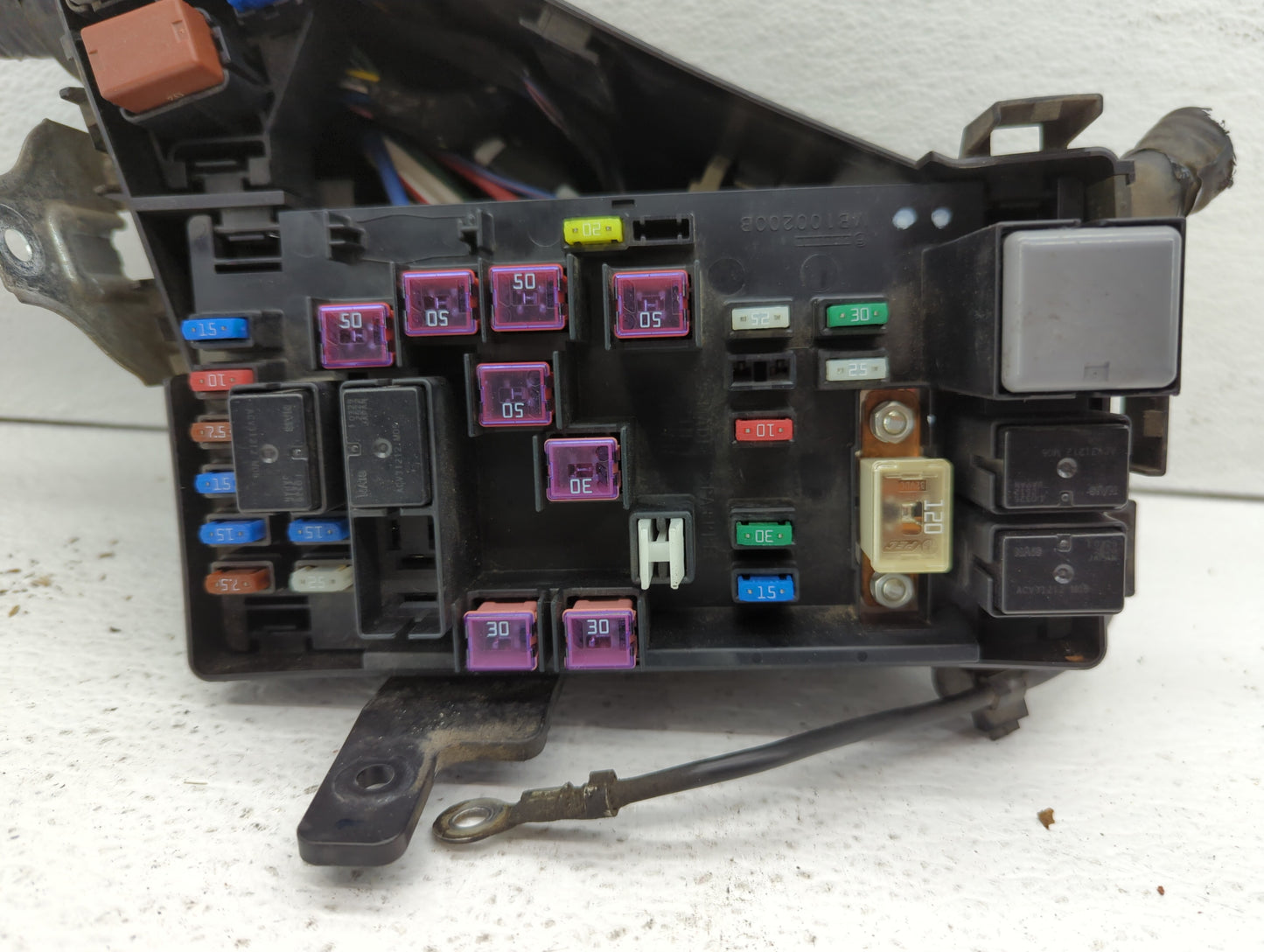 2010-2013 Subaru Forester Fusebox Fuse Box Panel Relay Module P/N:MB502096B Fits Fits 2010 2011 2012 2013 OEM Used Auto Part