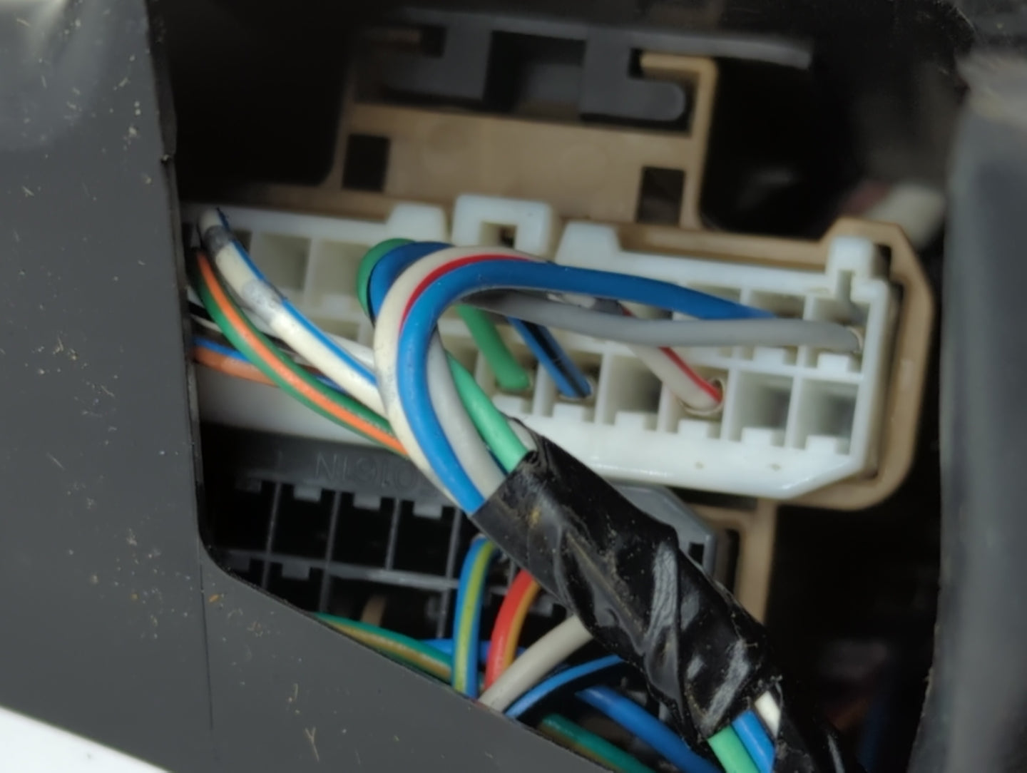 2010-2013 Subaru Forester Fusebox Fuse Box Panel Relay Module Fits Fits 2010 2011 2012 2013 OEM Used Auto Parts - Oemusedaut