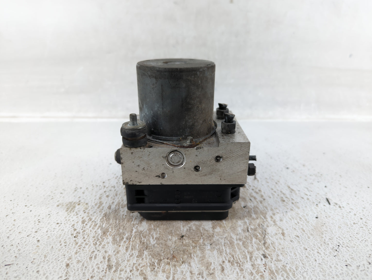 2011 Subaru Forester ABS Pump Control Module Replacement P/N:27536SC070 Fits OEM Used Auto Parts - Oemusedautoparts1.com