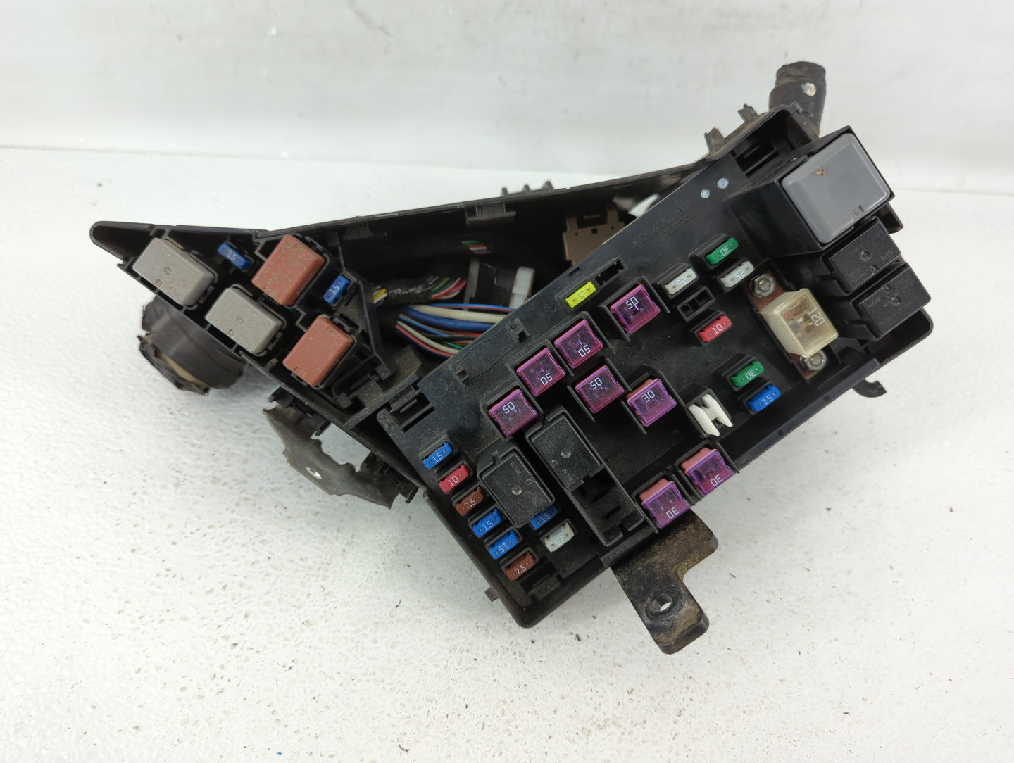 2010-2013 Subaru Forester Fusebox Fuse Box Panel Relay Module P/N:MB100200B Fits Fits 2010 2011 2012 2013 OEM Used Auto Part