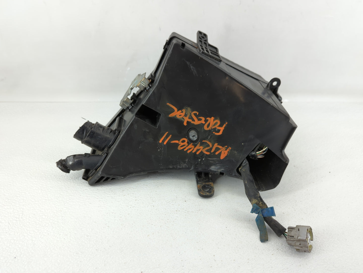 2009 Subaru Forester Fusebox Fuse Box Panel Relay Module P/N:MB502096B MB100200B Fits Fits 2008 2010 2011 OEM Used Auto Part