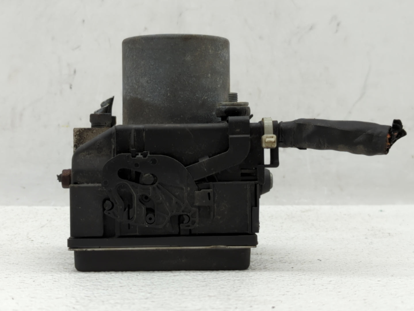 2011 Subaru Forester ABS Pump Control Module Replacement P/N:27536SC070 Fits OEM Used Auto Parts - Oemusedautoparts1.com