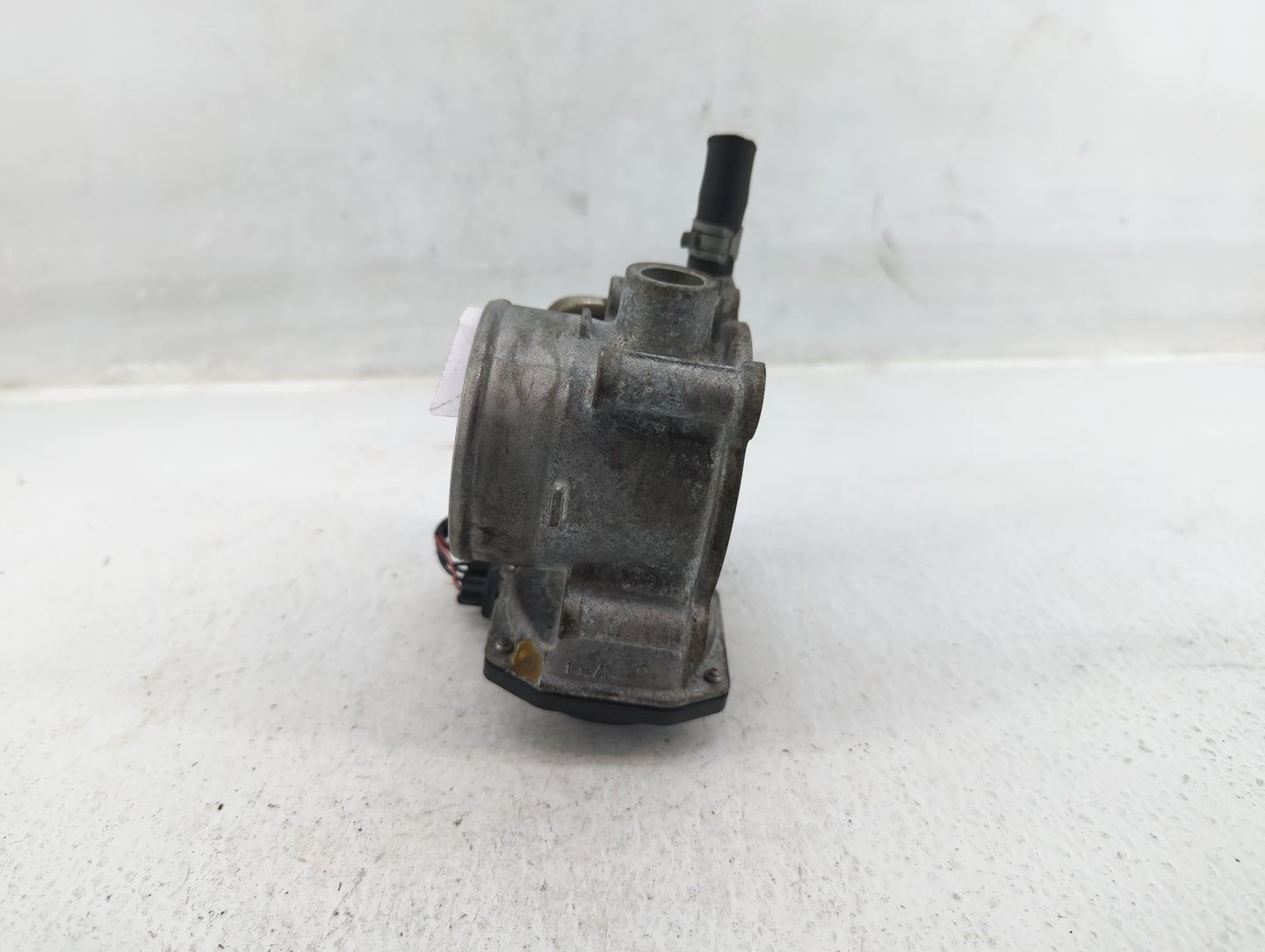 2011-2018 Subaru Forester Throttle Body P/N:16112AA380 Fits Fits 2011 2012 2013 2014 2015 2016 2017 2018 OEM Used Auto Parts