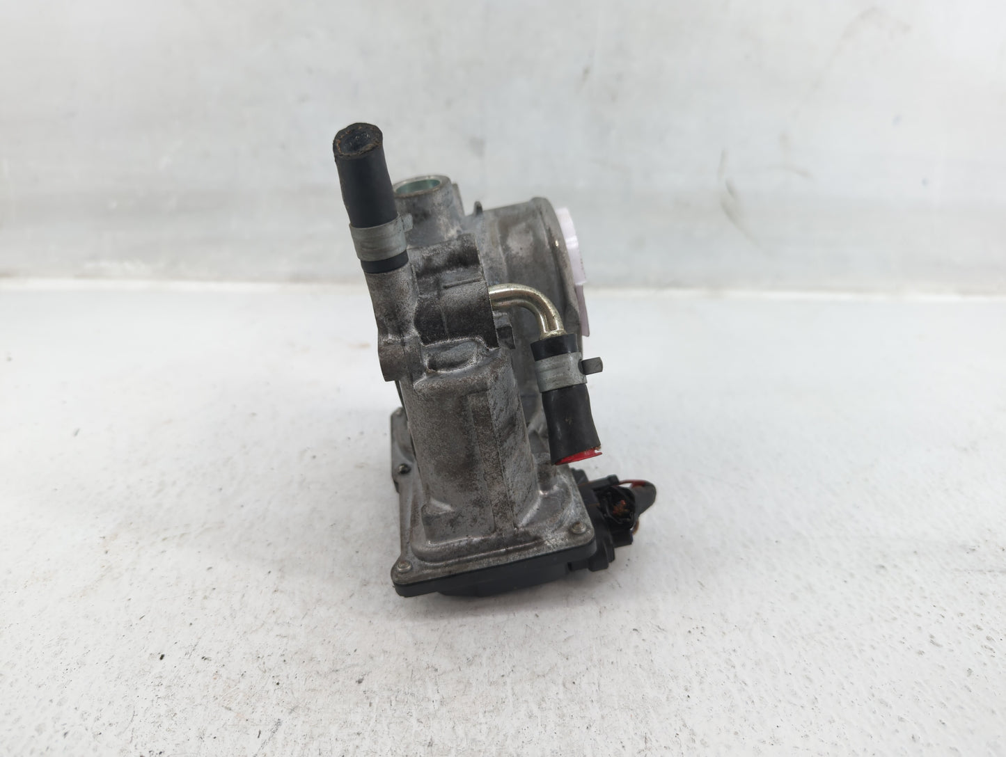 2011-2018 Subaru Forester Throttle Body P/N:16112AA380 Fits Fits 2011 2012 2013 2014 2015 2016 2017 2018 OEM Used Auto Parts