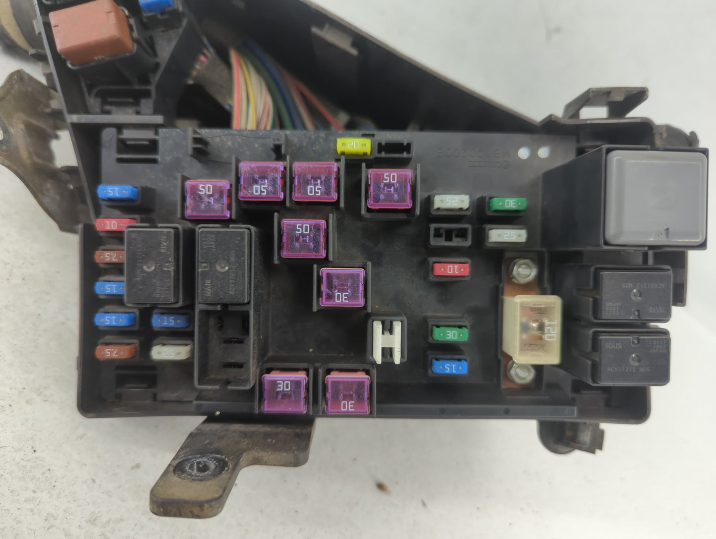 2010-2013 Subaru Forester Fusebox Fuse Box Panel Relay Module P/N:MB100200B Fits Fits 2010 2011 2012 2013 OEM Used Auto Part