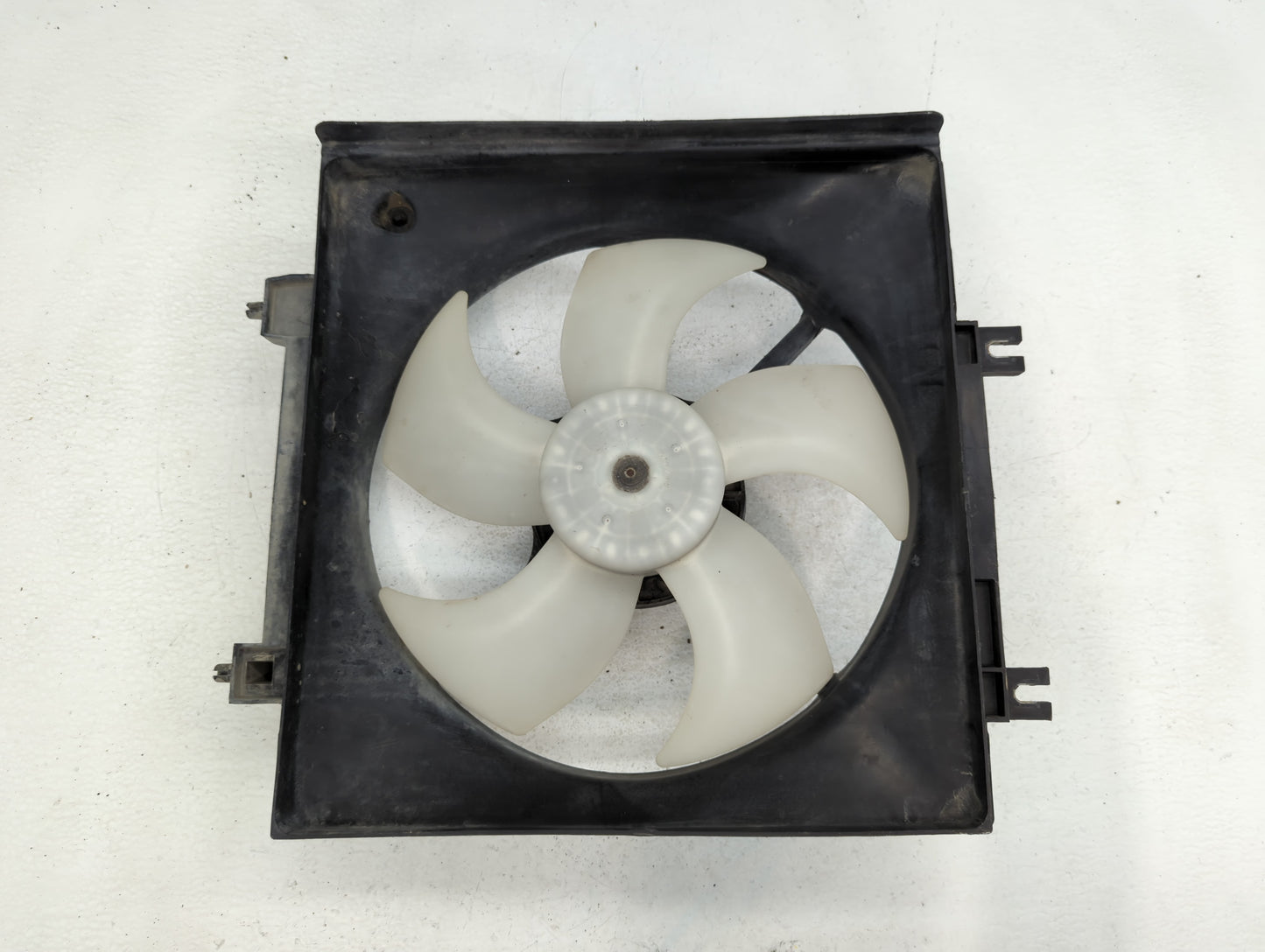 Subaru Forester Left Radiator Fan Motor Assembly Cream - Oemusedautoparts1.com