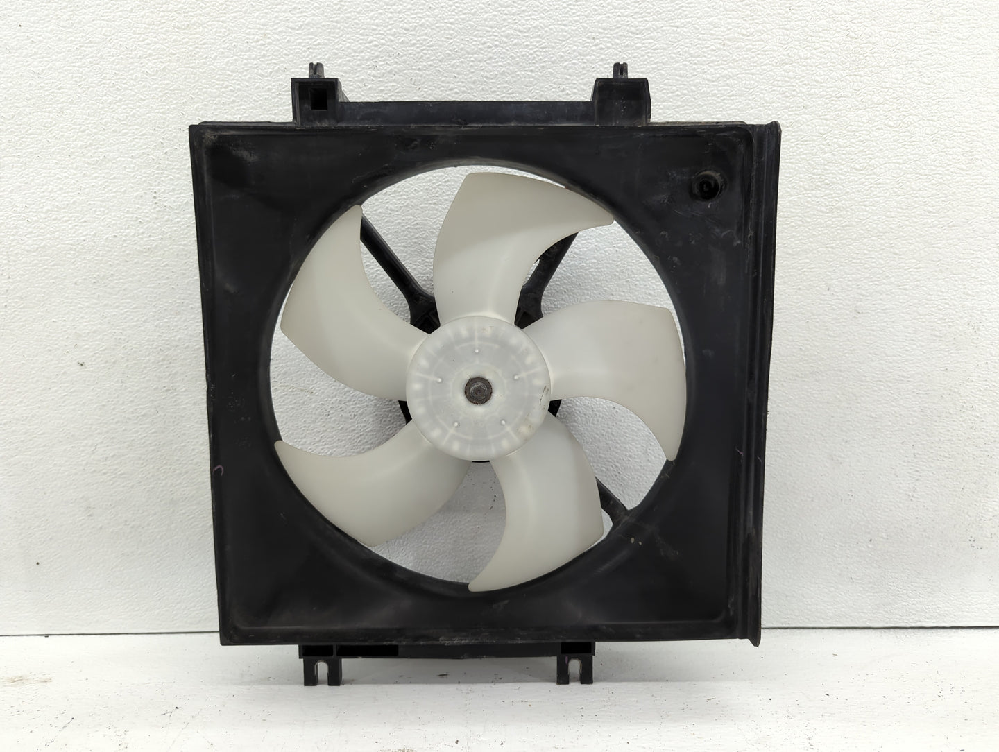 Subaru Forester Left Radiator Fan Motor Assembly - Oemusedautoparts1.com