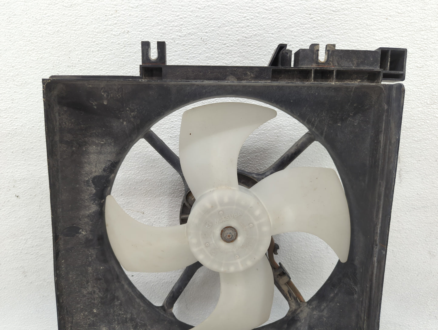 Subaru Forester Left Radiator Fan Motor Assembly 617169 - Oemusedautoparts1.com