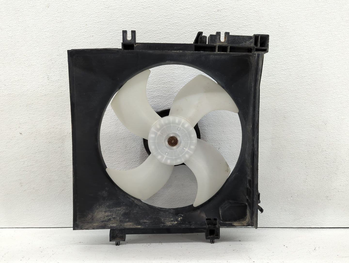 Subaru Forester Left Radiator Fan Motor Assembly - Oemusedautoparts1.com