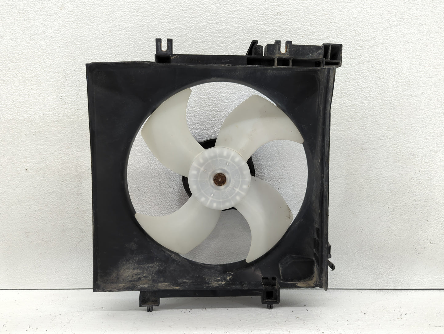 Subaru Forester Left Radiator Fan Motor Assembly - Oemusedautoparts1.com