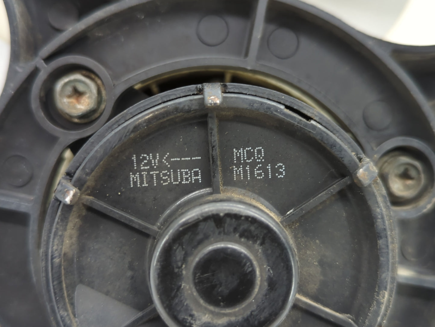 Subaru Forester Left Radiator Fan Motor Assembly Cream 617369 - Oemusedautoparts1.com