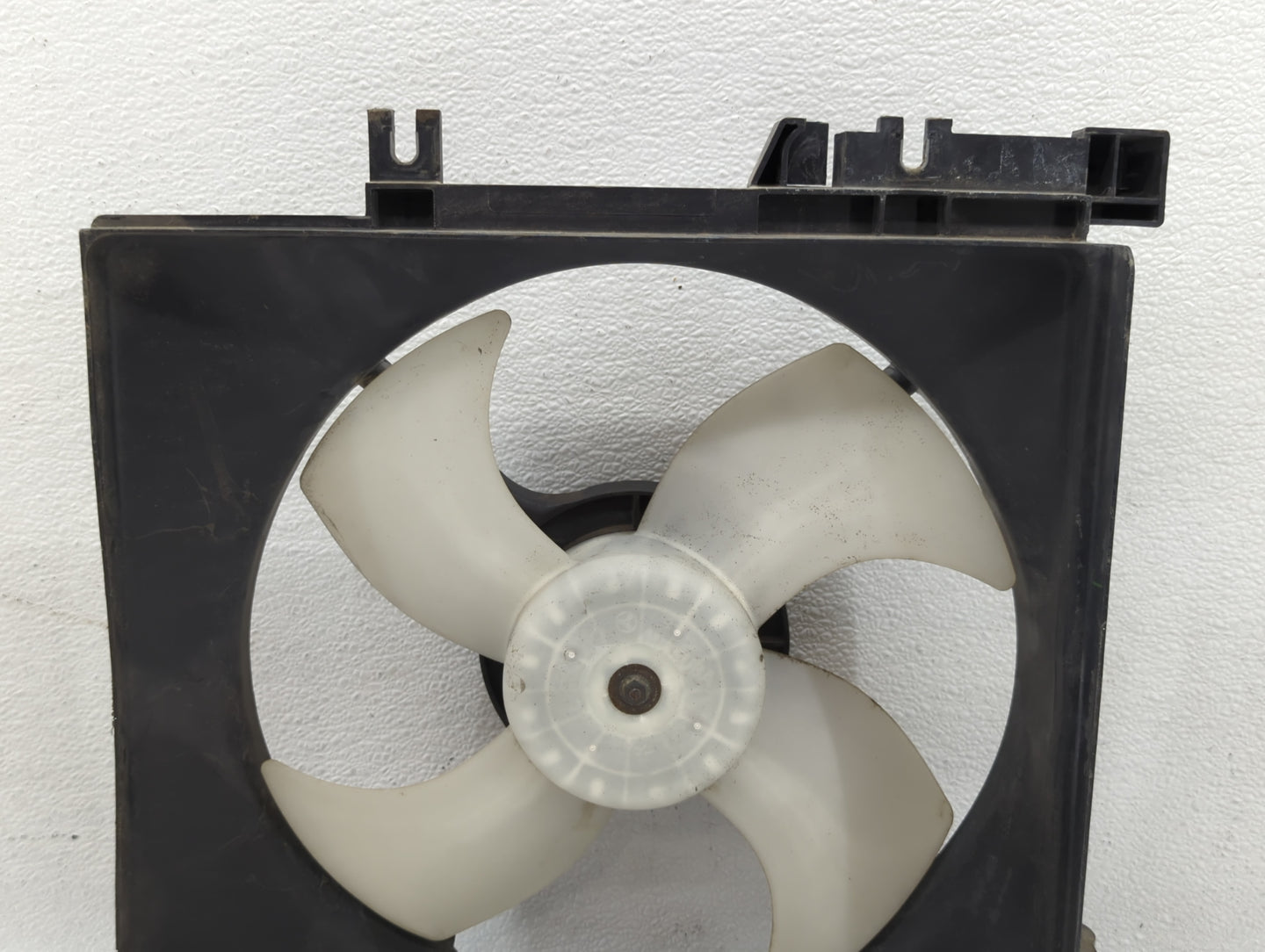 Subaru Forester Left Radiator Fan Motor Assembly Cream - Oemusedautoparts1.com