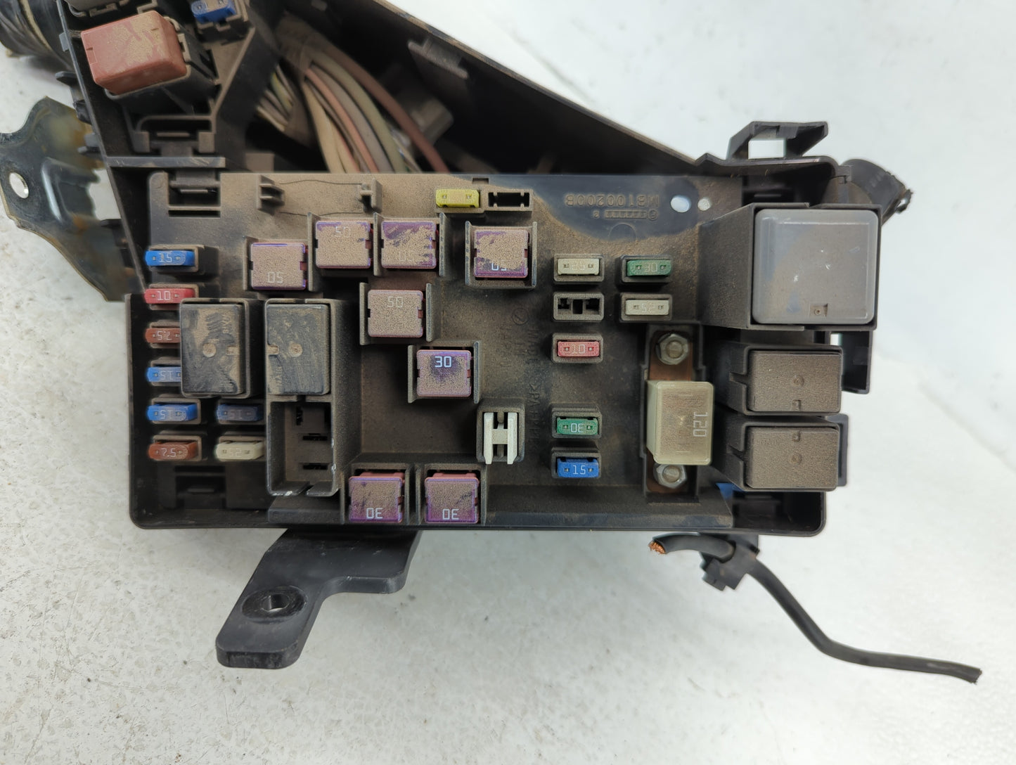 2010-2013 Subaru Forester Fusebox Fuse Box Panel Relay Module P/N:MB100200B Fits Fits 2010 2011 2012 2013 OEM Used Auto Part