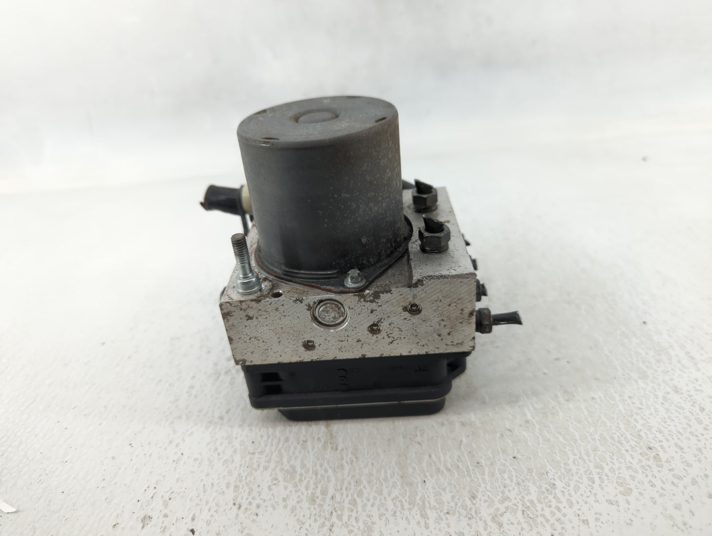 2011 Subaru Forester ABS Pump Control Module Replacement P/N:0 265 251 507 27536SC070 Fits OEM Used Auto Parts - Oemusedauto