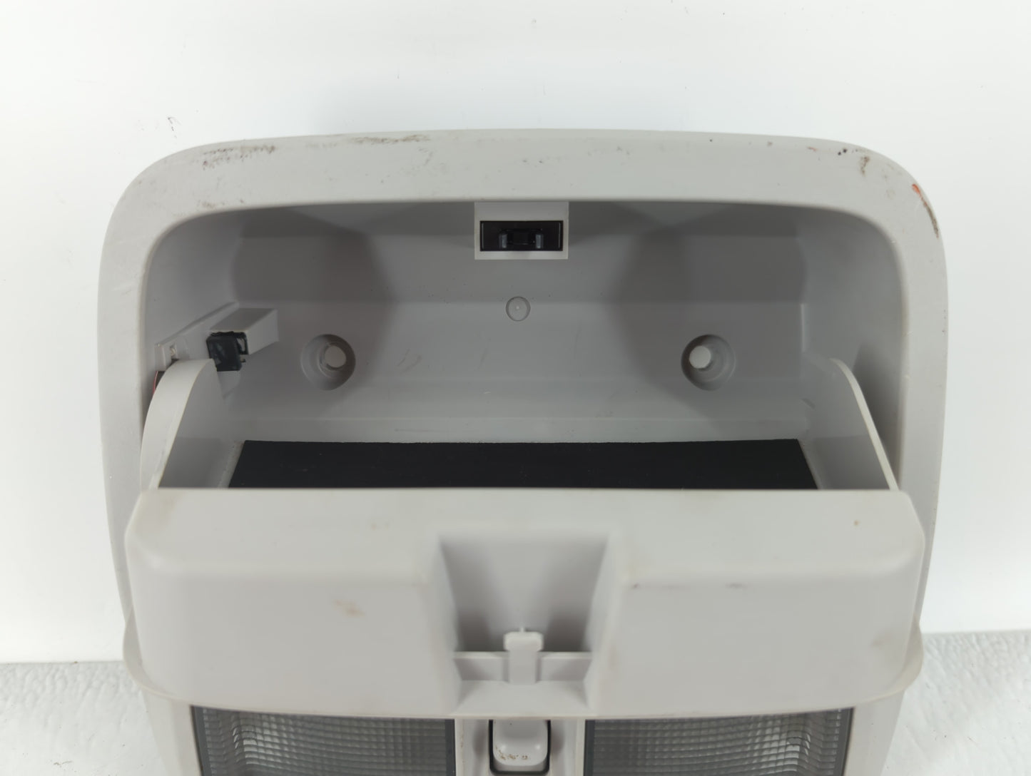 2011 Subaru Forester Overhead Roof Console - Oemusedautoparts1.com