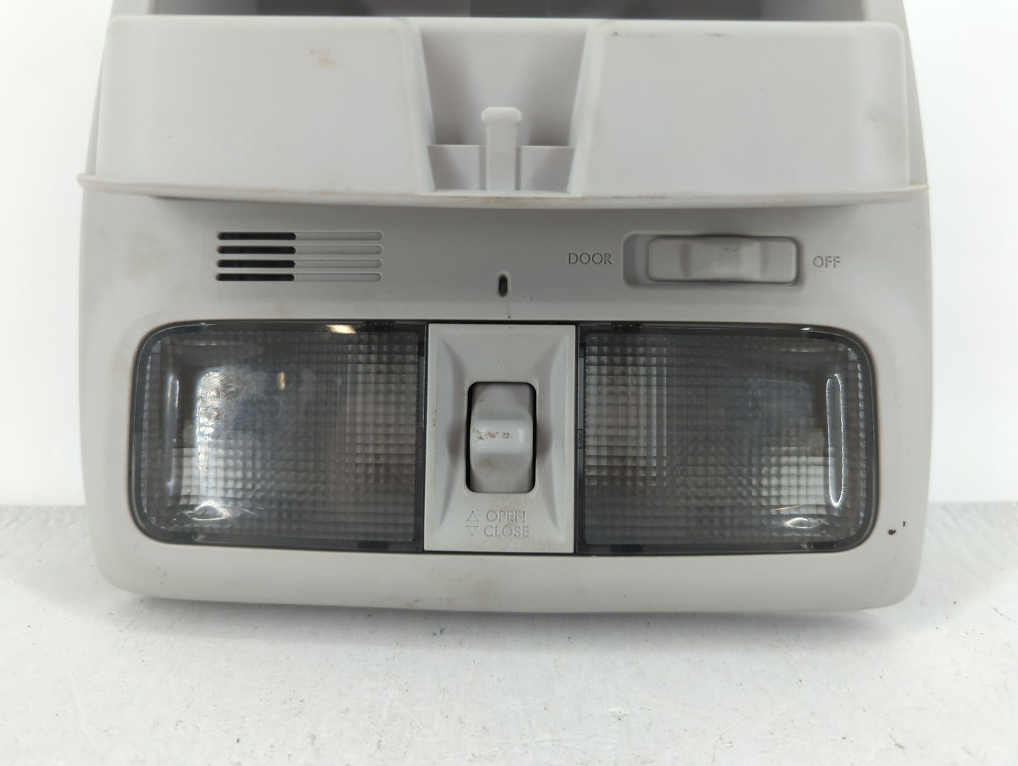 2011 Subaru Forester Overhead Roof Console - Oemusedautoparts1.com
