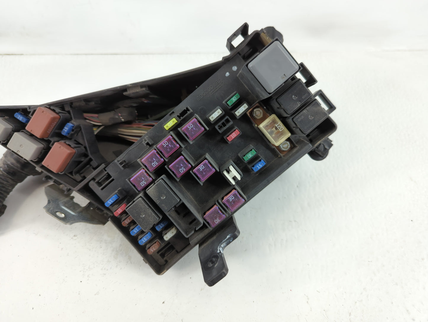2010-2013 Subaru Forester Fusebox Fuse Box Panel Relay Module P/N:MB502000B Fits Fits 2010 2011 2012 2013 OEM Used Auto Part
