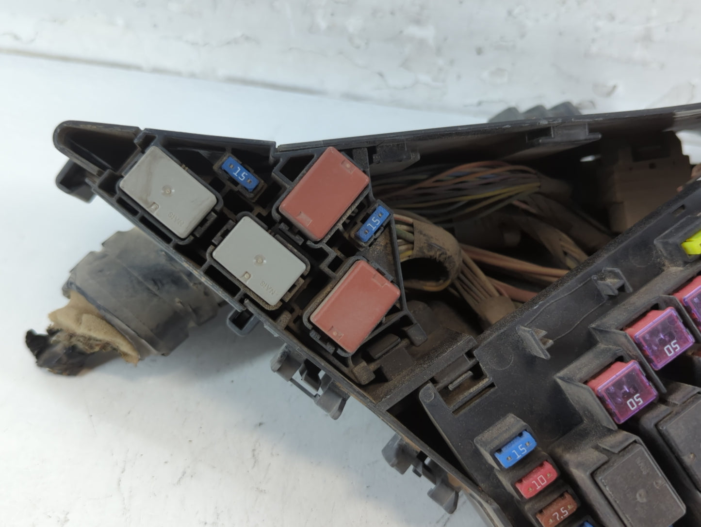 2010-2013 Subaru Forester Fusebox Fuse Box Panel Relay Module P/N:2241SC050 Fits Fits 2010 2011 2012 2013 OEM Used Auto Part