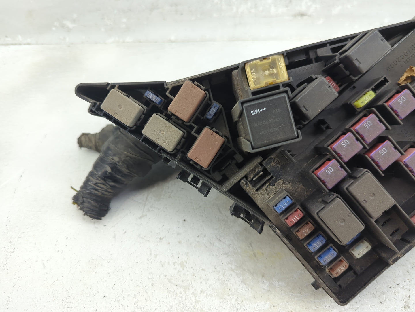 2010-2014 Subaru Impreza Fusebox Fuse Box Panel Relay Module P/N:MB502000B CM19360AN Fits Fits 2010 2011 2012 2013 2014 OEM 