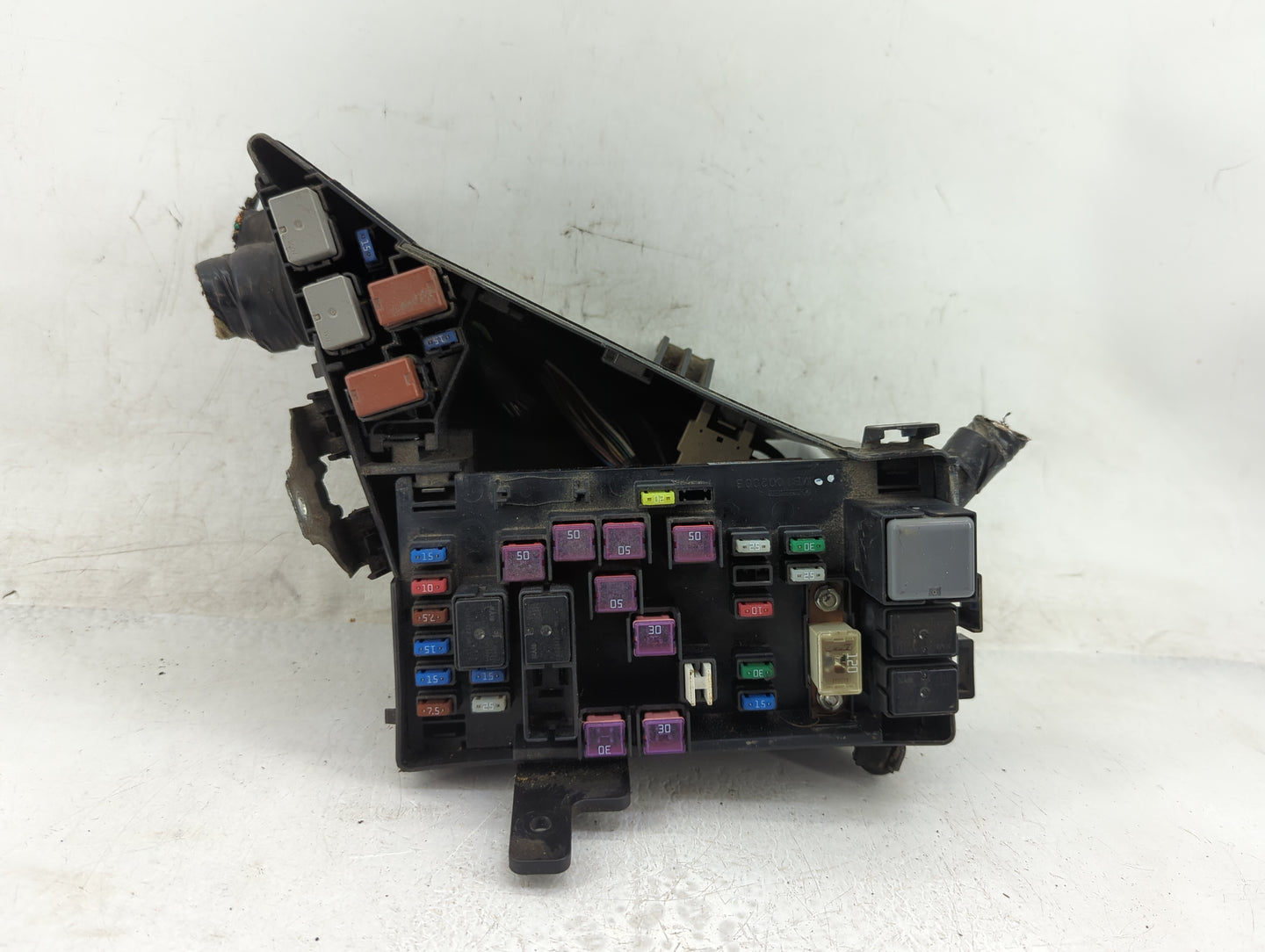 2008-2011 Subaru Impreza Fusebox Fuse Box Panel Relay Module P/N:MB100200B Fits Fits 2008 2009 2010 2011 OEM Used Auto Parts