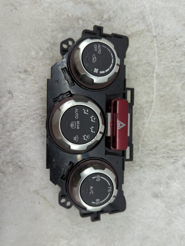 2011-2014 Subaru Impreza Climate Control Module Temperature AC/Heater Replacement P/N:72311SC240 T101596GV A Fits OEM Used A