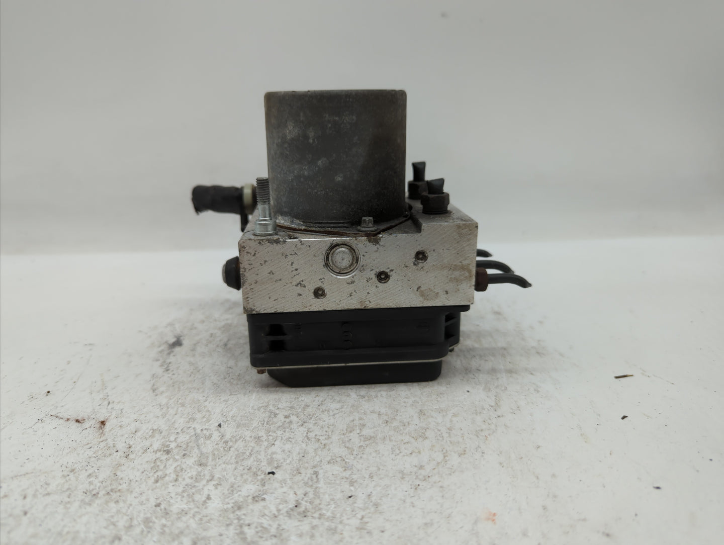 2009-2011 Subaru Impreza ABS Pump Control Module Replacement P/N:0 265 951 195 27536FG011 Fits Fits 2009 2010 2011 OEM Used 
