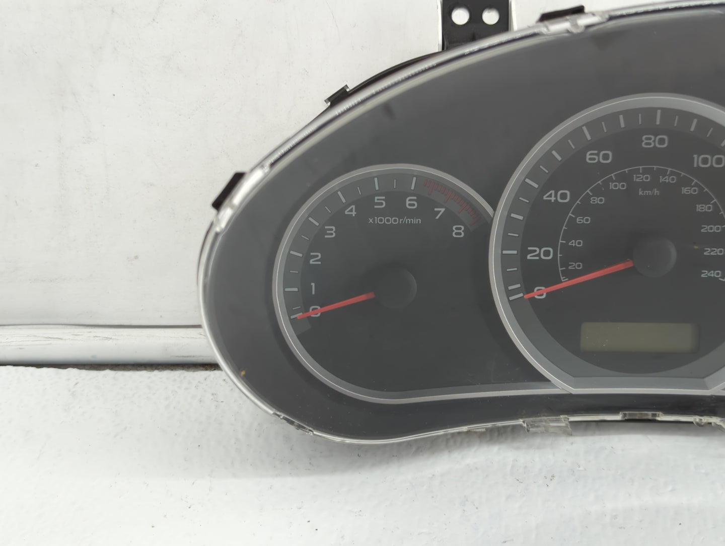 2010-2011 Subaru Impreza Instrument Cluster Speedometer Gauges P/N:85003FG750 85003FG750 Fits Fits 2010 2011 OEM Used Auto P