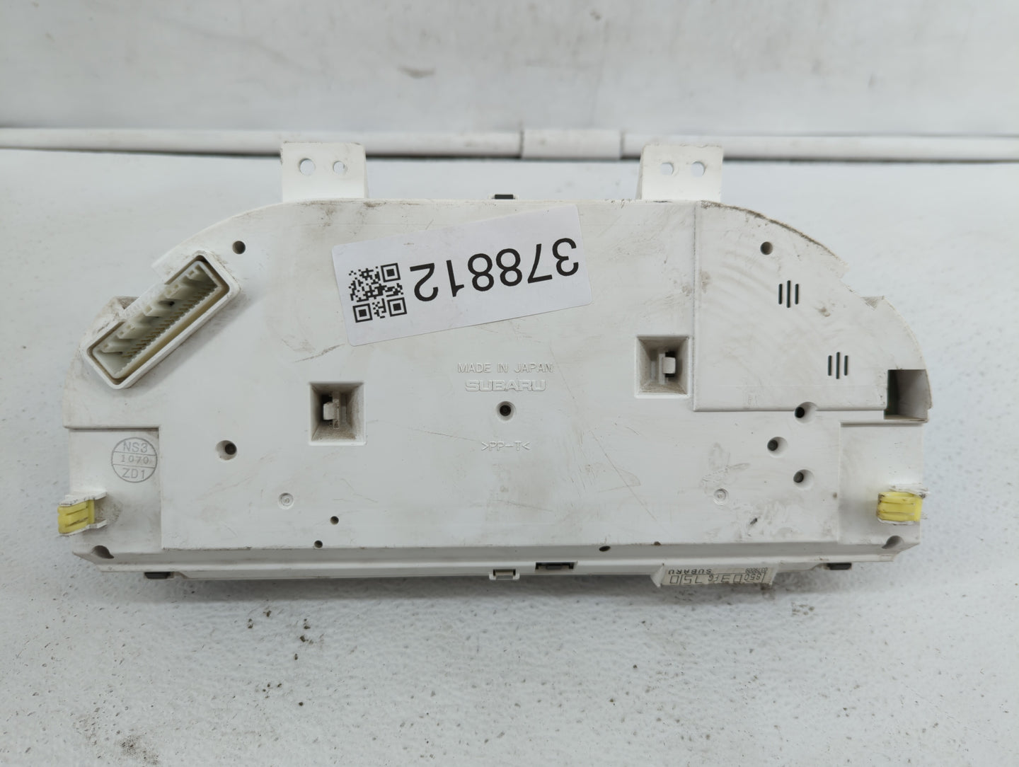 2010-2011 Subaru Impreza Instrument Cluster Speedometer Gauges P/N:85003FG750 85003FG760 Fits Fits 2010 2011 OEM Used Auto P