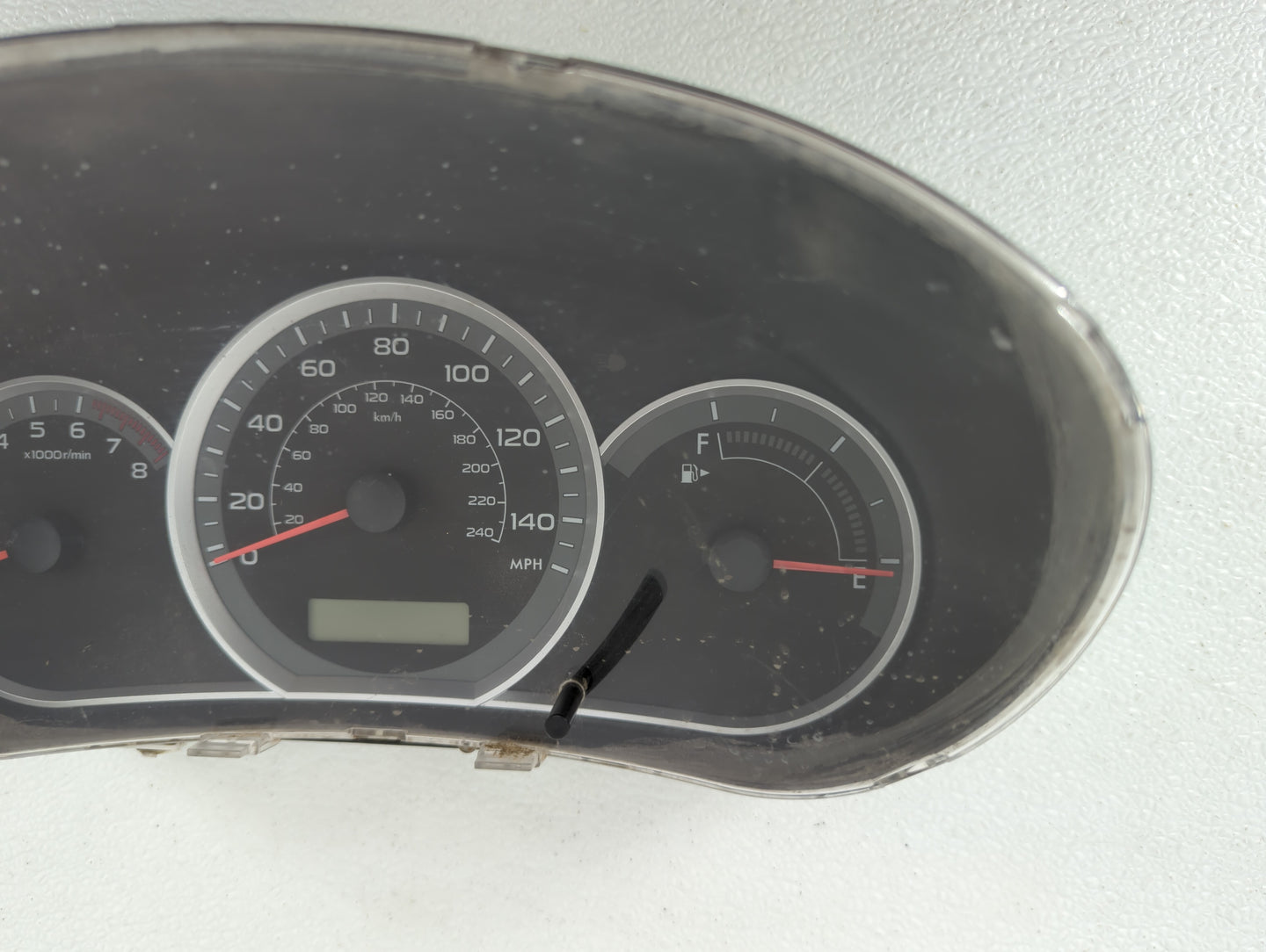 2010-2011 Subaru Impreza Instrument Cluster Speedometer Gauges P/N:85003FG760 Fits Fits 2010 2011 OEM Used Auto Parts - Oemu