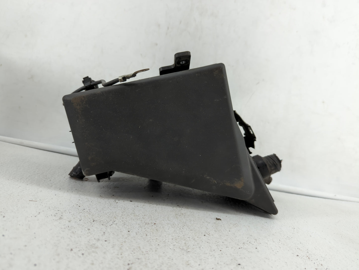 2008-2011 Subaru Impreza Fusebox Fuse Box Panel Relay Module P/N:MB502095B 82241FG010, 241FG010 Fits Fits 2008 2009 2010 201