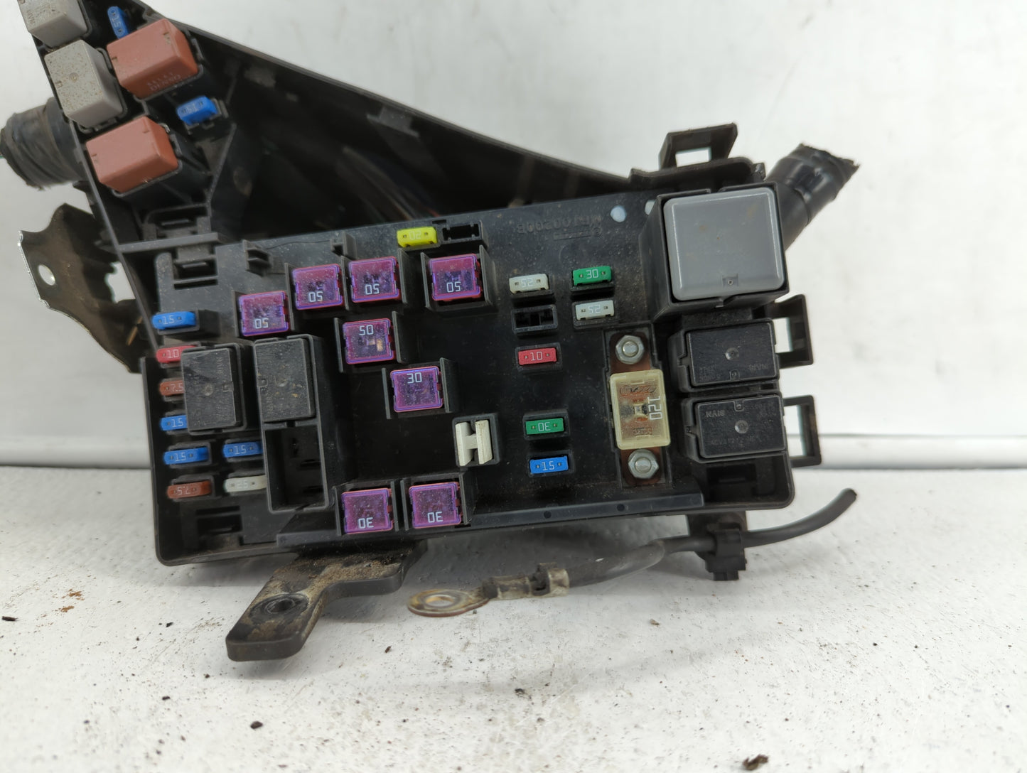 2008-2011 Subaru Impreza Fusebox Fuse Box Panel Relay Module P/N:MB502095B 82241FG010, 241FG010 Fits Fits 2008 2009 2010 201