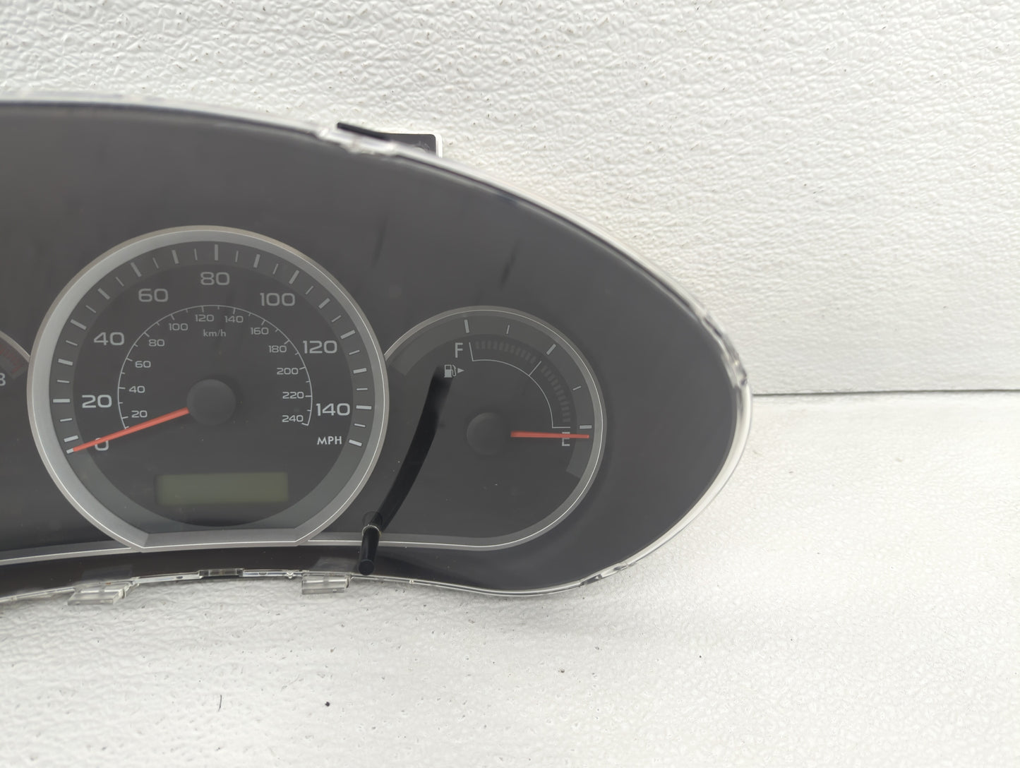 2010-2011 Subaru Impreza Instrument Cluster Speedometer Gauges P/N:85003FG760 Fits Fits 2010 2011 OEM Used Auto Parts - Oemu