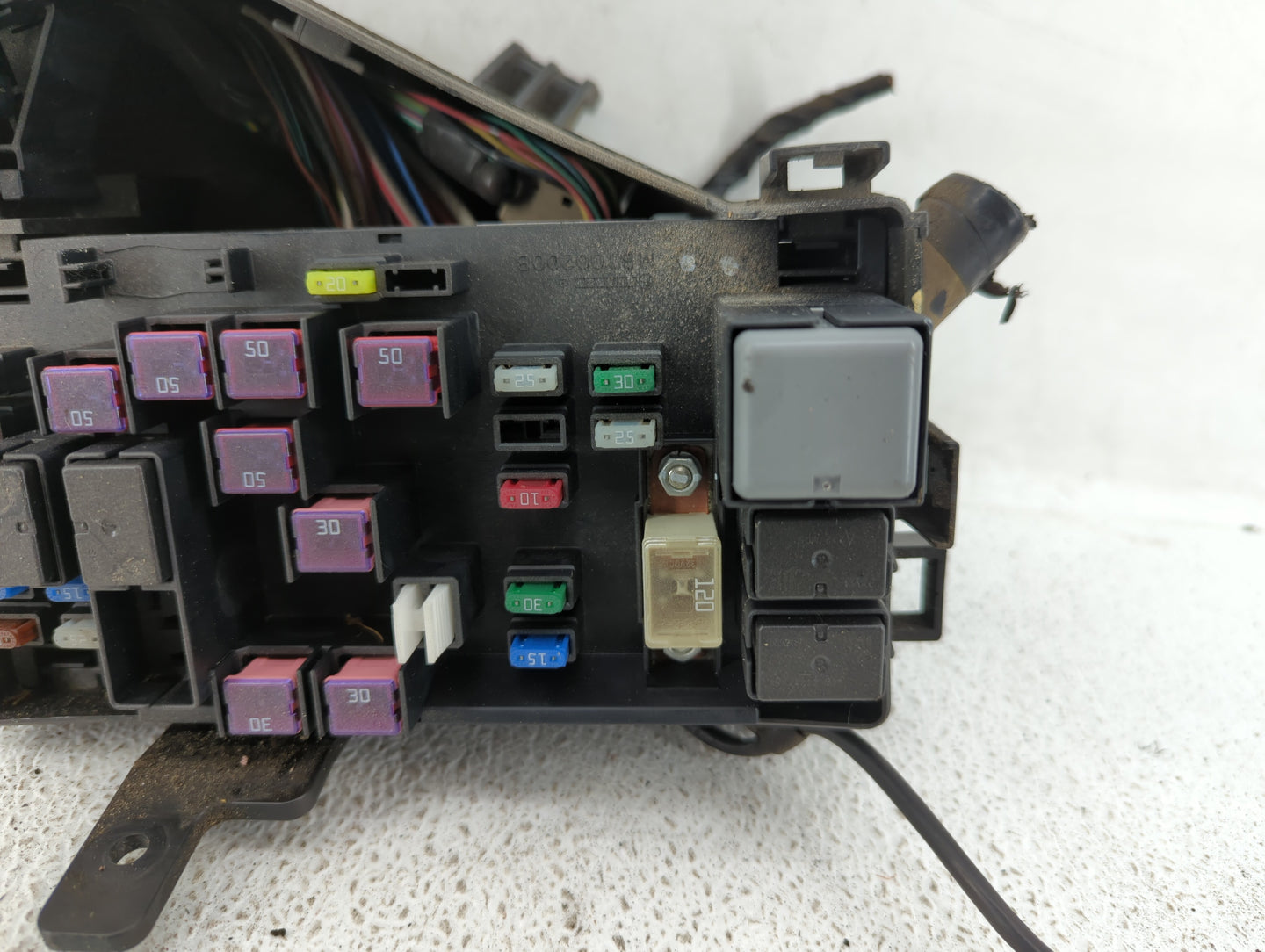 2008-2011 Subaru Impreza Fusebox Fuse Box Panel Relay Module P/N:MB502071B MB100200B, MB502096B Fits Fits 2008 2009 2010 201
