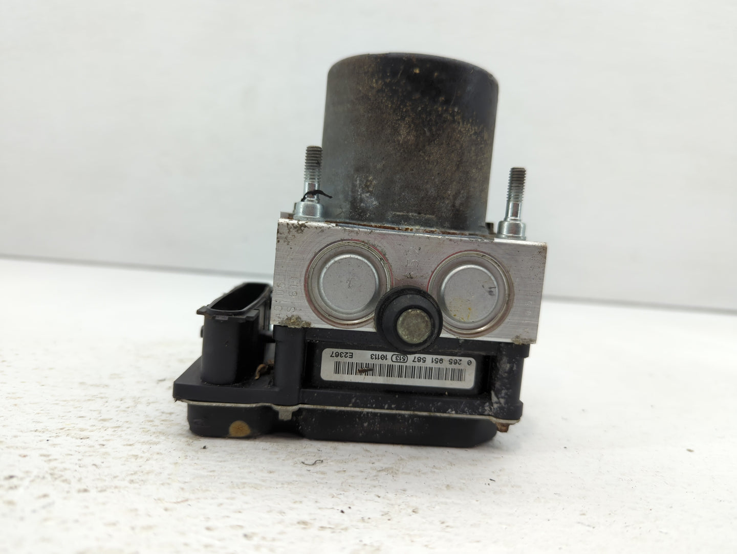 2008-2011 Subaru Impreza ABS Pump Control Module Replacement P/N:27536FG002 27536FG001 Fits Fits 2008 2009 2010 2011 OEM Use