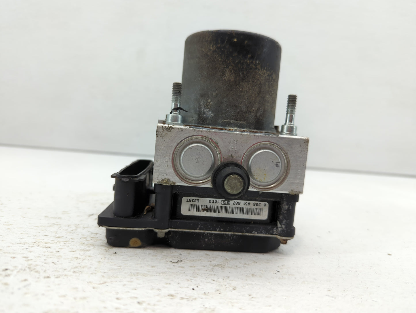 2008-2011 Subaru Impreza ABS Pump Control Module Replacement P/N:27536FG002 27536FG001 Fits Fits 2008 2009 2010 2011 OEM Use