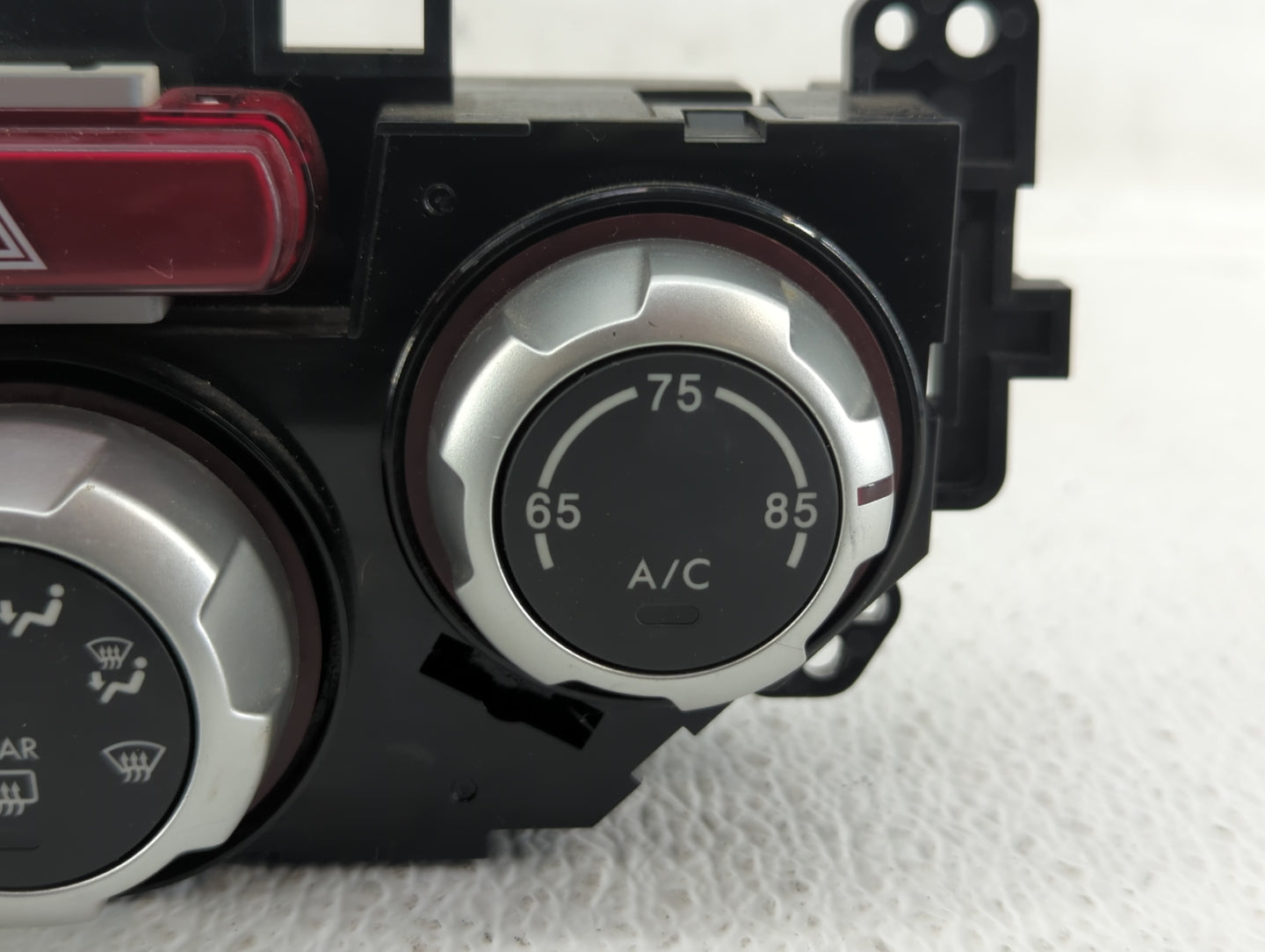 2011-2014 Subaru Impreza Climate Control Module Temperature AC/Heater Replacement P/N:72311SC240 72311 SC240 Fits OEM Used A