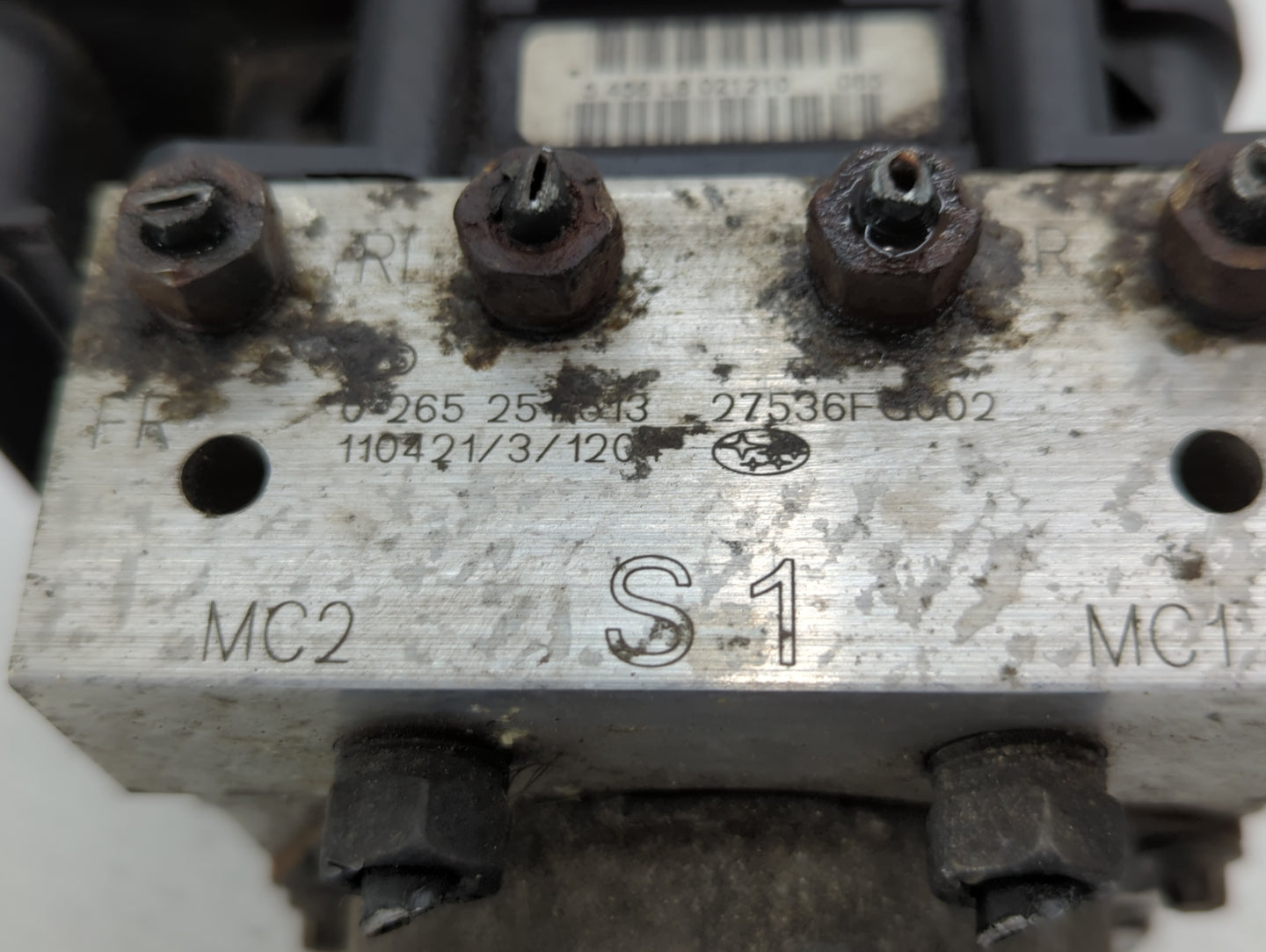 2008-2011 Subaru Impreza ABS Pump Control Module Replacement P/N:27536FG002 27536FG001 Fits Fits 2008 2009 2010 2011 OEM Use