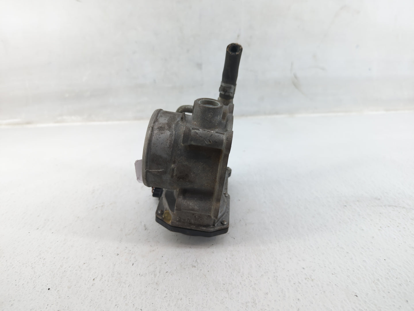 2012-2016 Subaru Impreza Throttle Body P/N:16112AA380 Fits Fits 2011 2012 2013 2014 2015 2016 2017 2018 OEM Used Auto Parts 