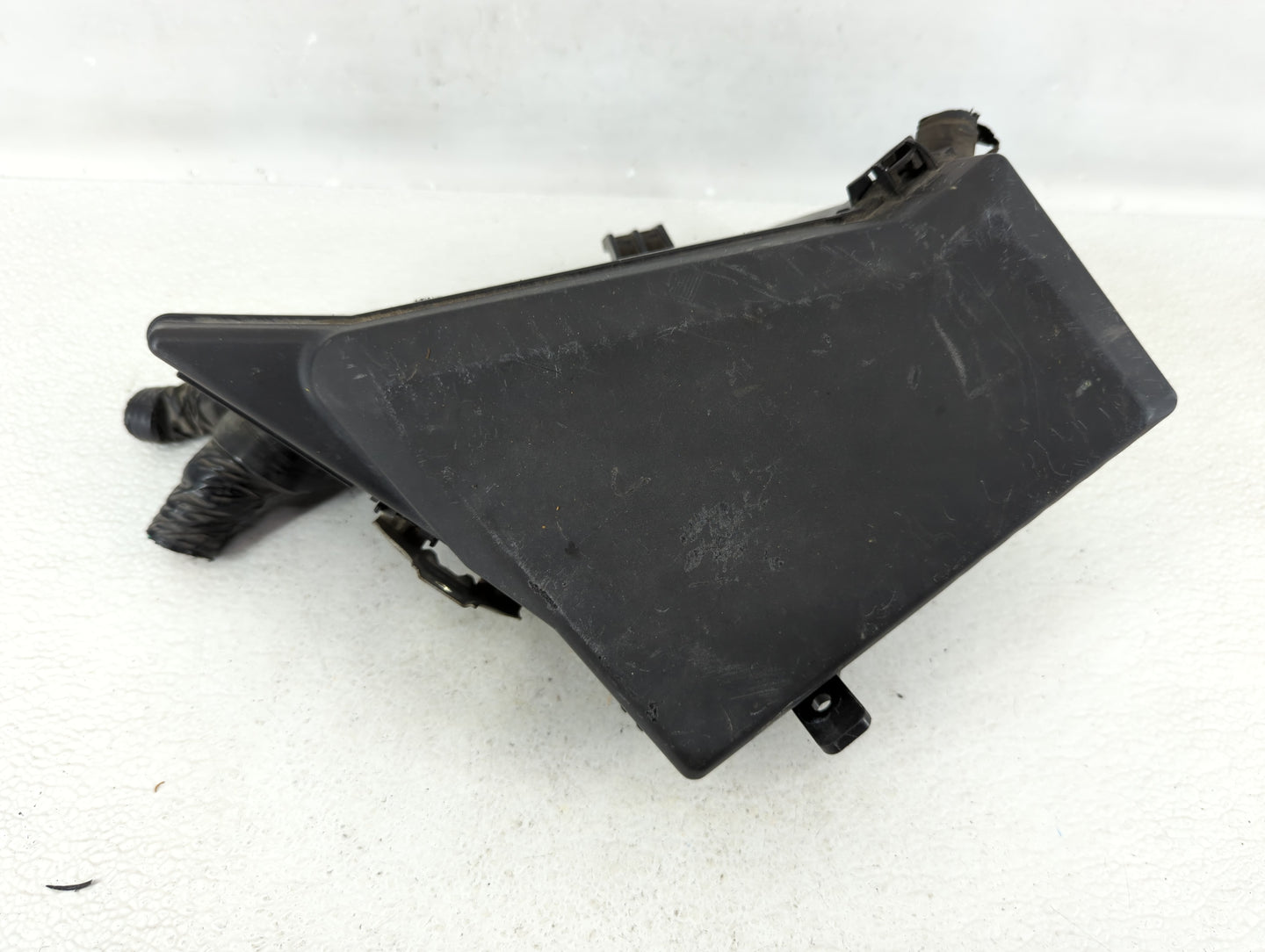 2015 Subaru Impreza Fusebox Fuse Box Panel Relay Module P/N:MB100200B Fits OEM Used Auto Parts - Oemusedautoparts1.com