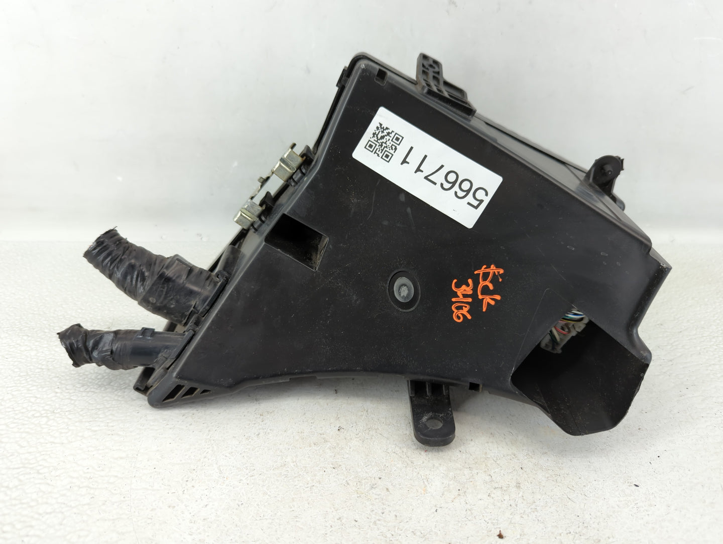 2015 Subaru Impreza Fusebox Fuse Box Panel Relay Module P/N:MB100200B Fits OEM Used Auto Parts - Oemusedautoparts1.com