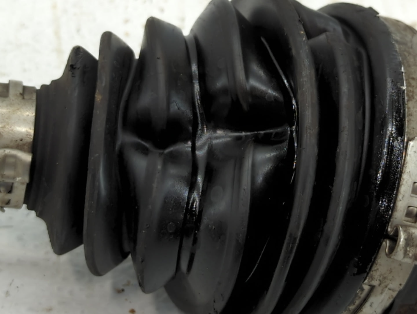 2008-2011 Subaru Impreza Axle Shaft Front Driver Cv C/v - Oemusedautoparts1.com