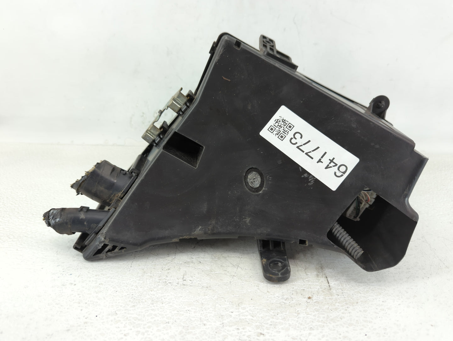 2008-2011 Subaru Impreza Fusebox Fuse Box Panel Relay Module P/N:MB502095B Fits Fits 2008 2009 2010 2011 OEM Used Auto Parts