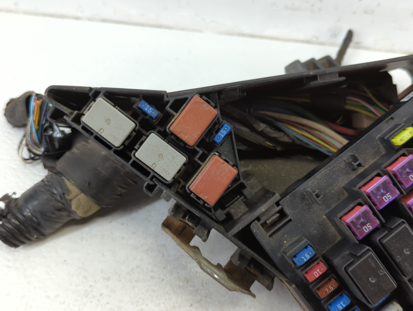 2008-2011 Subaru Impreza Fusebox Fuse Box Panel Relay Module P/N:MB100200B Fits Fits 2008 2009 2010 2011 OEM Used Auto Parts