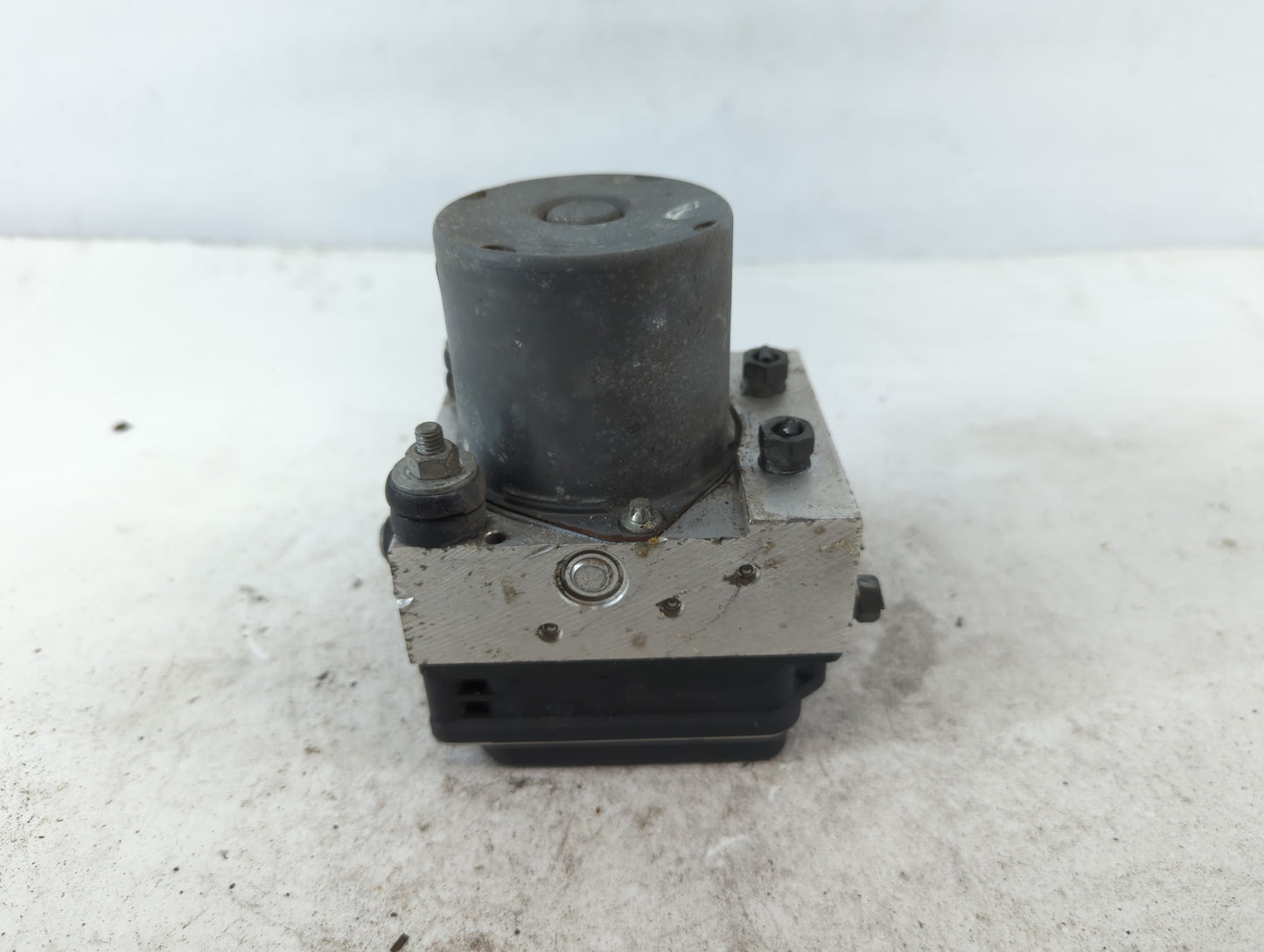 2008-2011 Subaru Impreza ABS Pump Control Module Replacement P/N:0 265 230 483 27536FG001 Fits Fits 2008 2009 2010 2011 OEM 