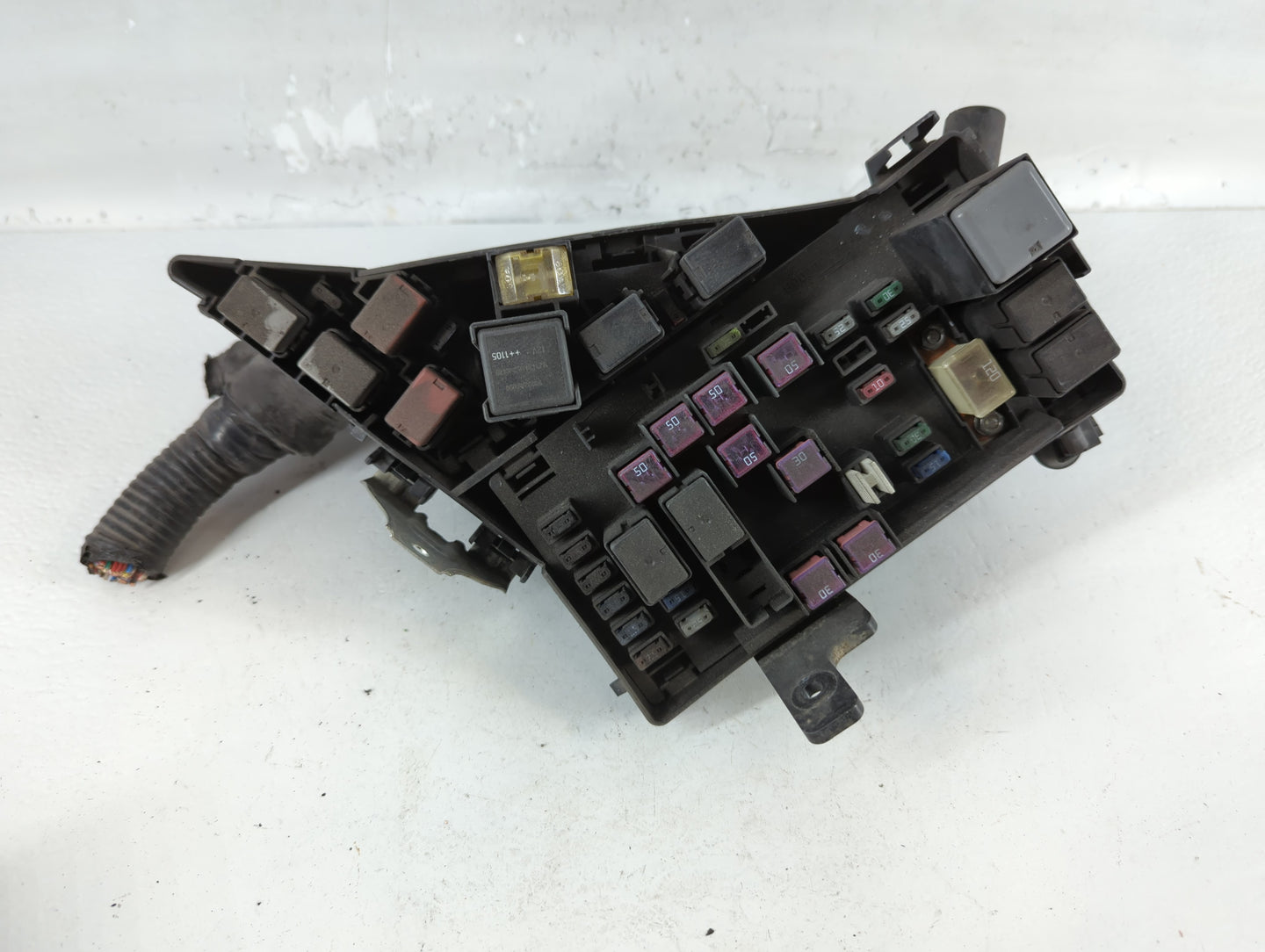 2010-2014 Subaru Impreza Fusebox Fuse Box Panel Relay Module P/N:MB100200B Fits Fits 2010 2011 2012 2013 2014 OEM Used Auto 