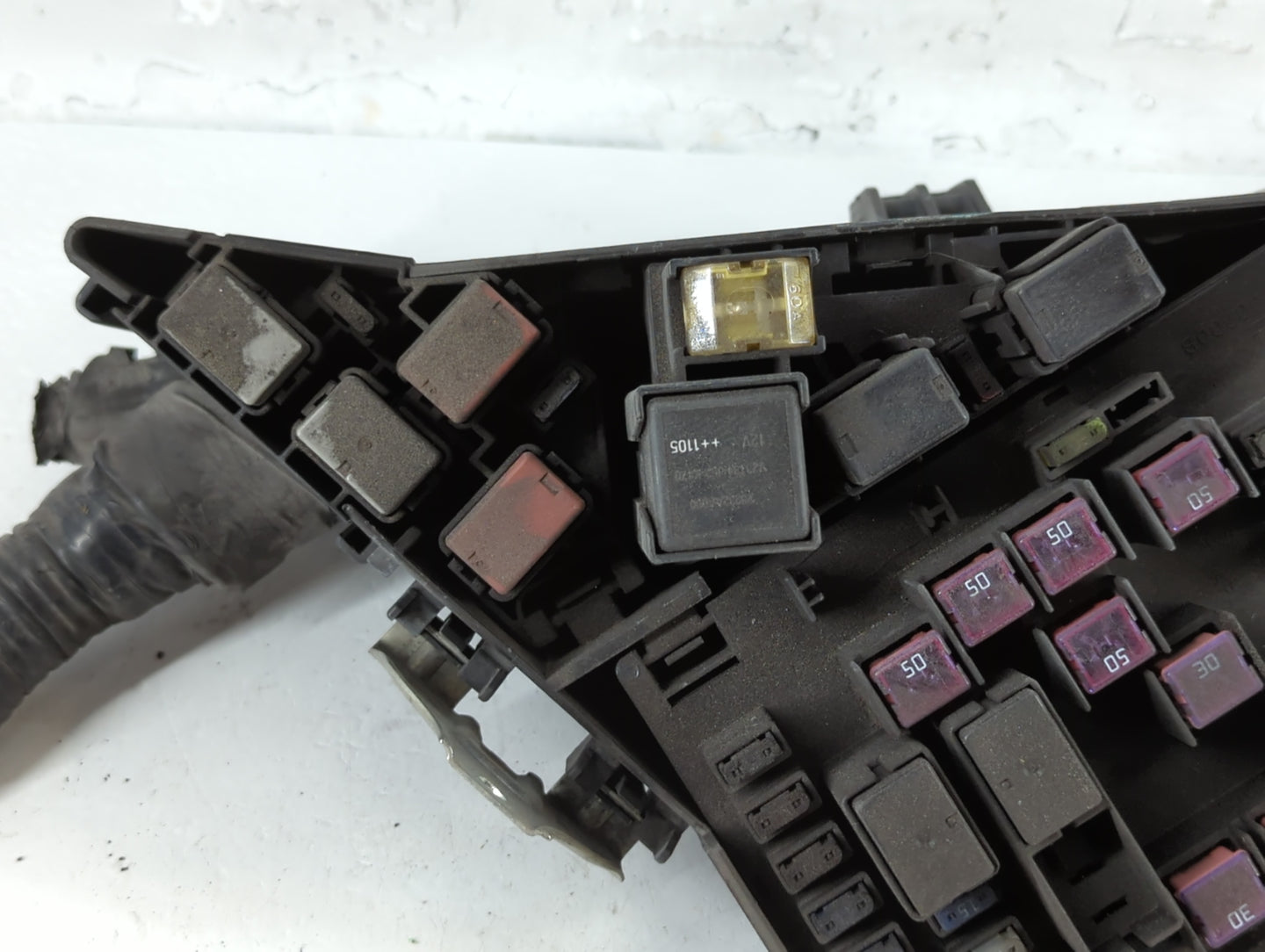 2010-2014 Subaru Impreza Fusebox Fuse Box Panel Relay Module P/N:MB100200B Fits Fits 2010 2011 2012 2013 2014 OEM Used Auto 