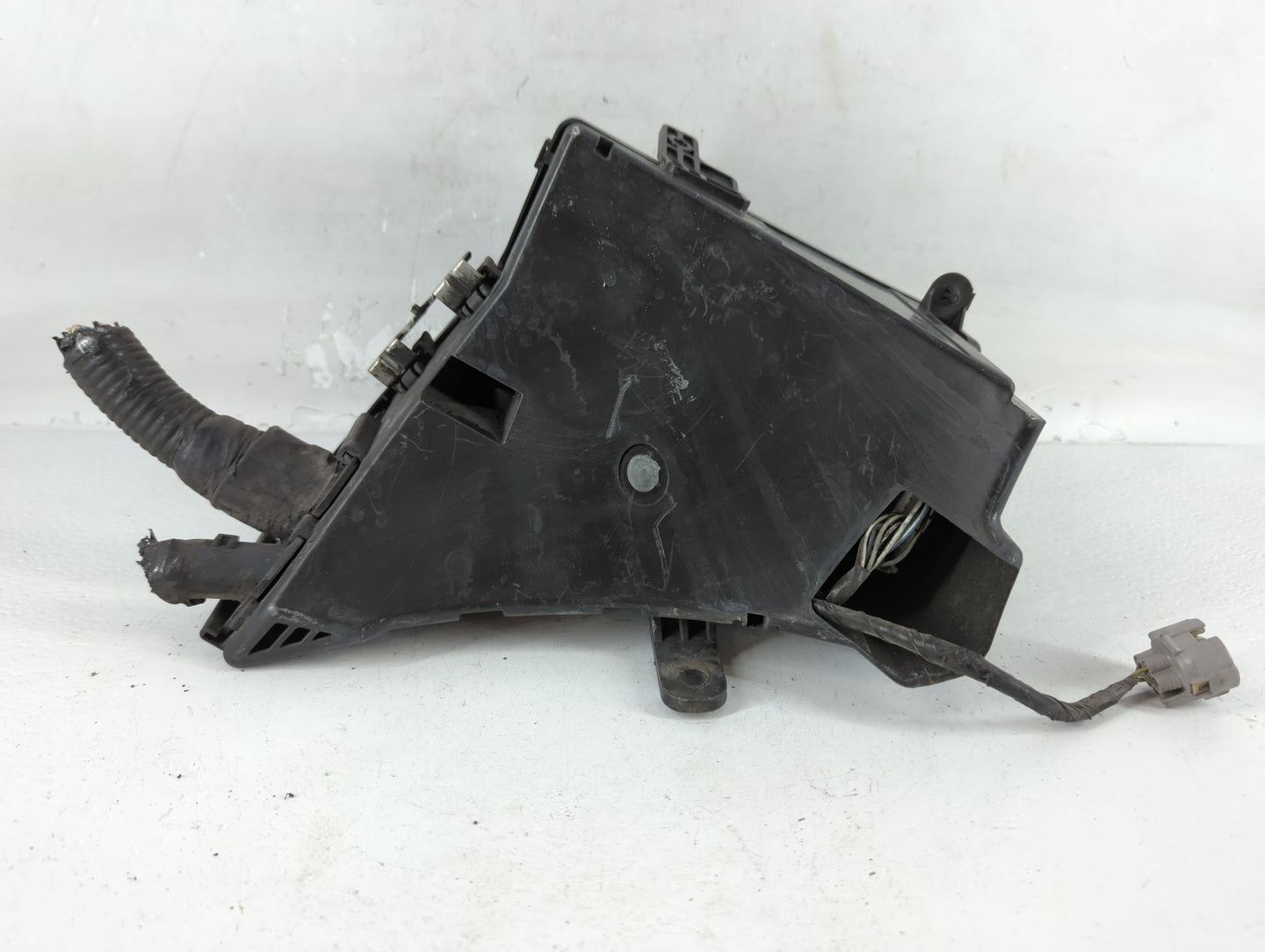 2010-2014 Subaru Impreza Fusebox Fuse Box Panel Relay Module P/N:MB100200B Fits Fits 2010 2011 2012 2013 2014 OEM Used Auto 